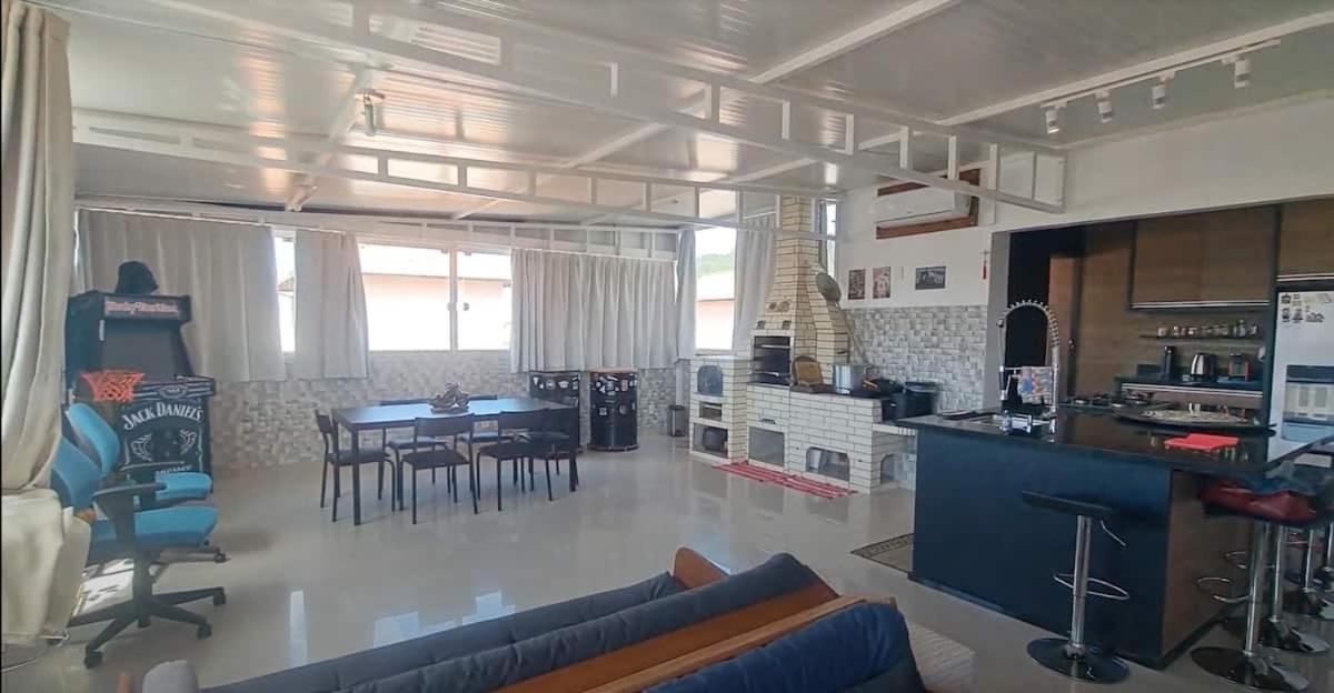 Apartment Cobertura Gourmet A 300mts Da De Canasvieiras Norte Da Ilha De Floripa *
